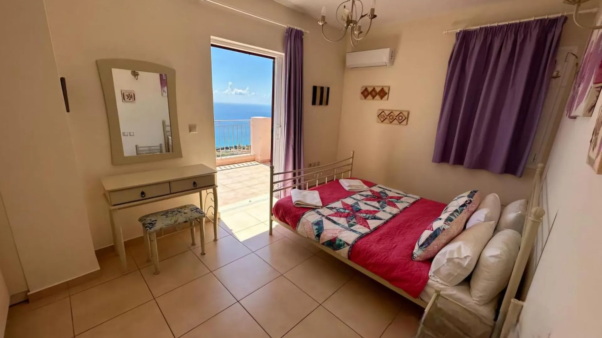 Villa Ionion Pelagos - Infinity Pool With Magnificent Sea Views! Vlachata 0*,  Greece