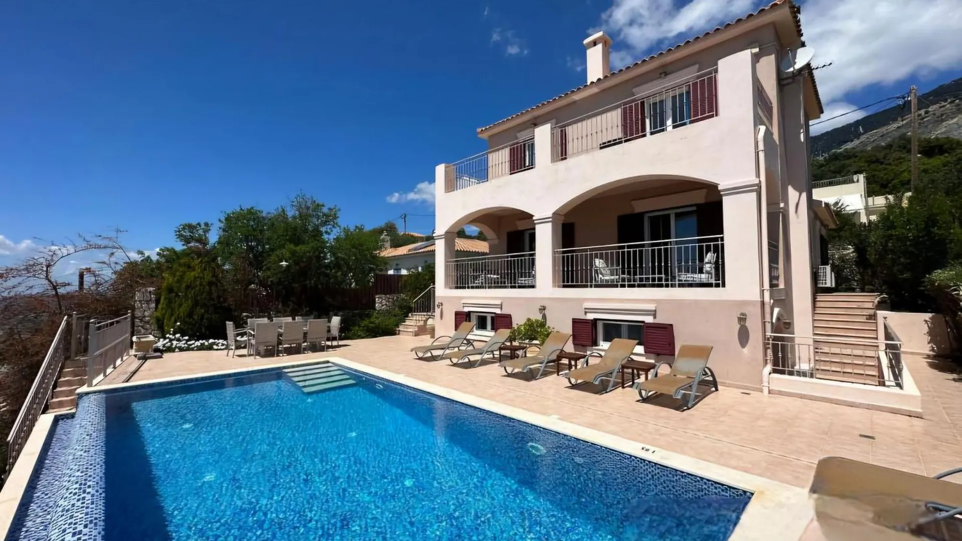 Villa Ionion Pelagos - Infinity Pool With Magnificent Sea Views! Vlachata